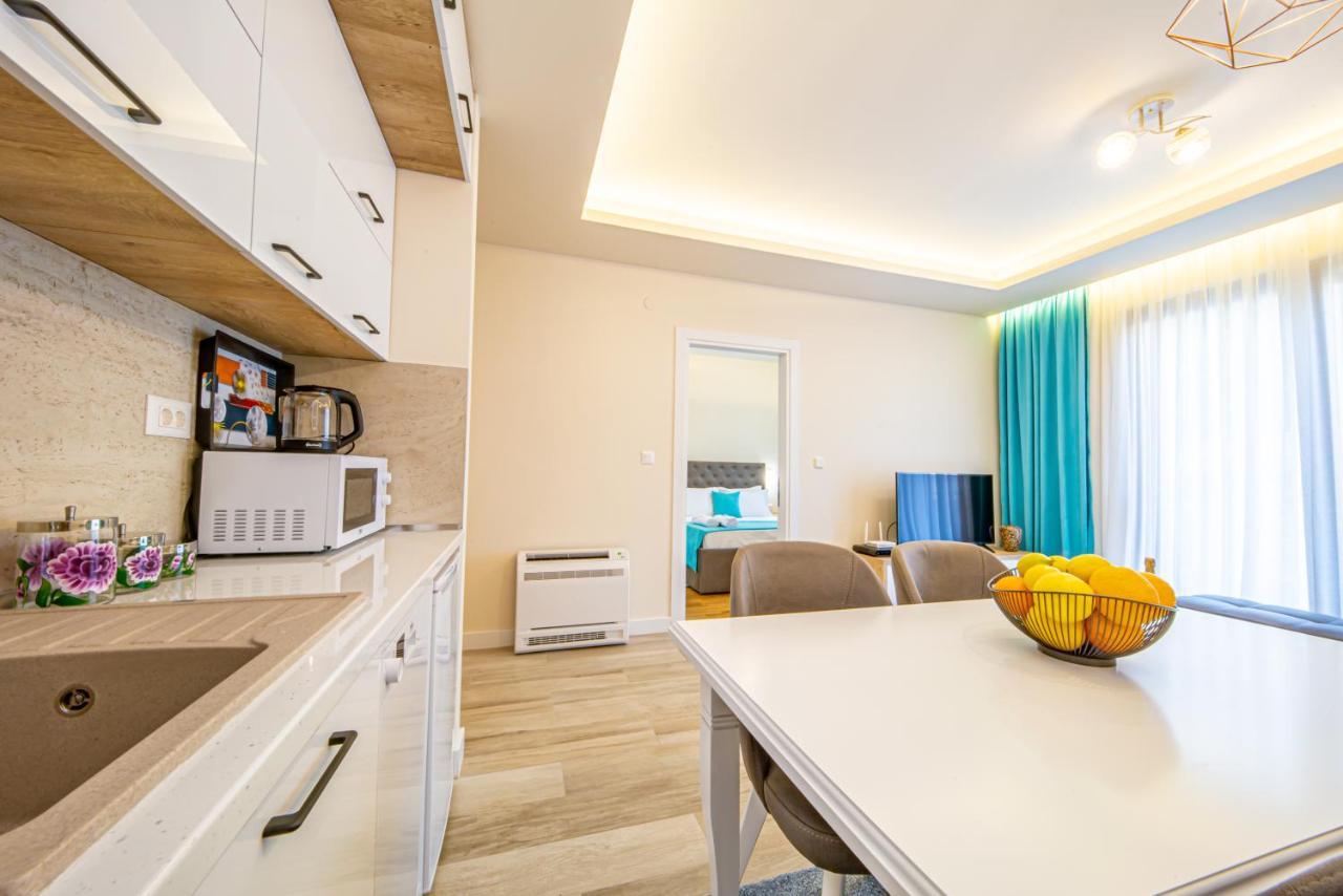 Mar Azul Apartments Petrovac na moru Exterior foto