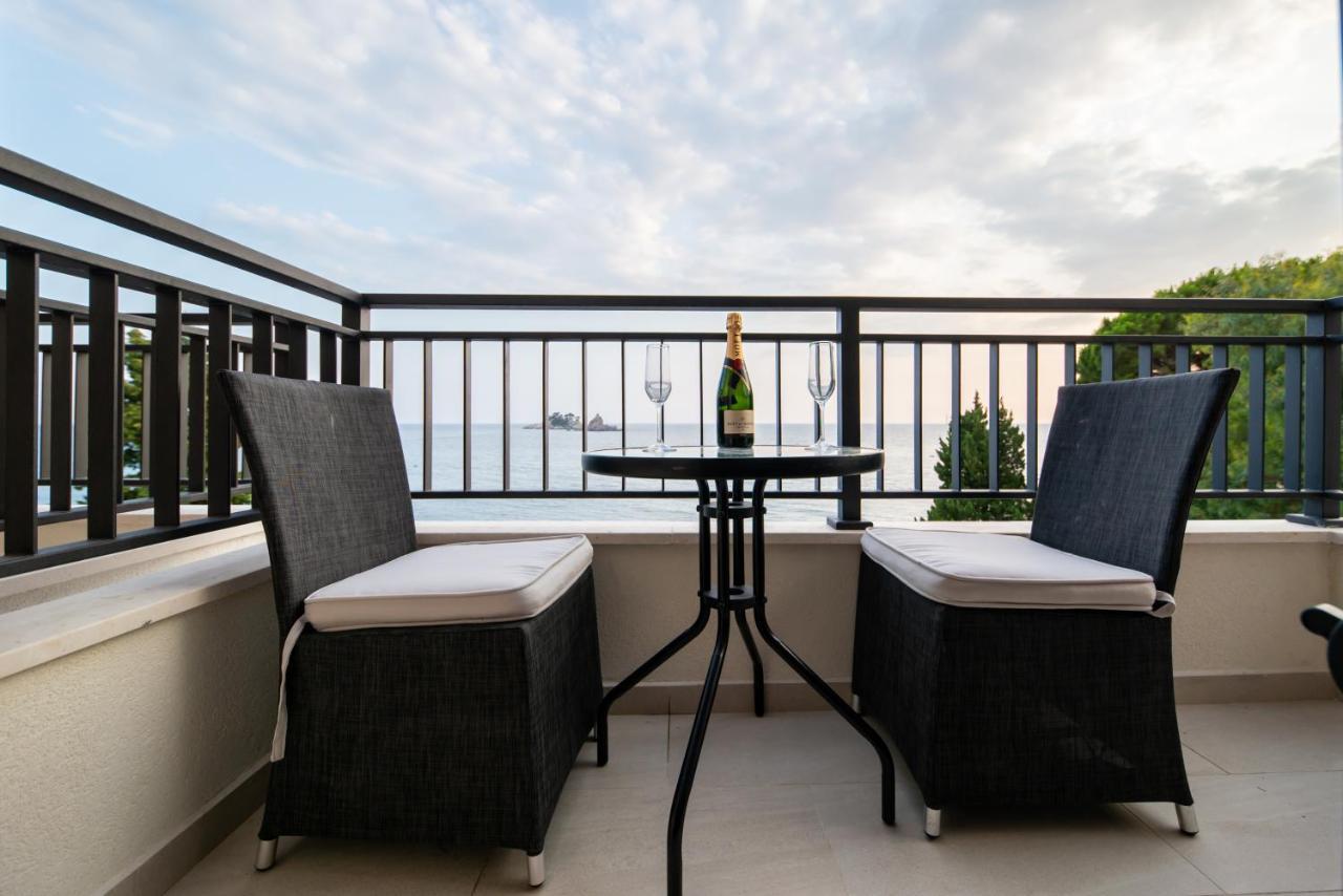Mar Azul Apartments Petrovac na moru Exterior foto