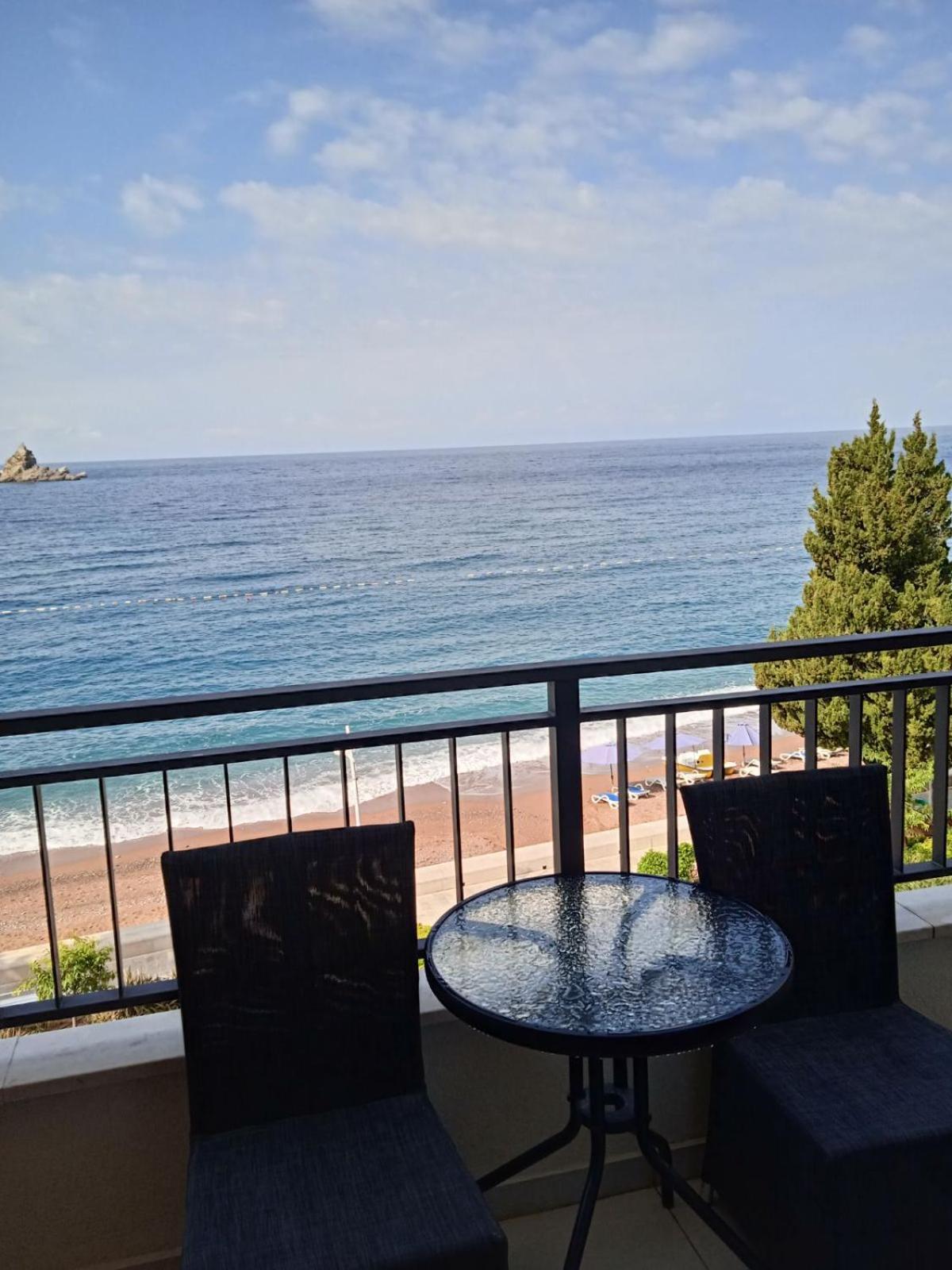 Mar Azul Apartments Petrovac na moru Exterior foto